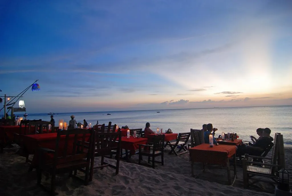 Nature Beach Resort, Ko Lanta 2*,  Thailand