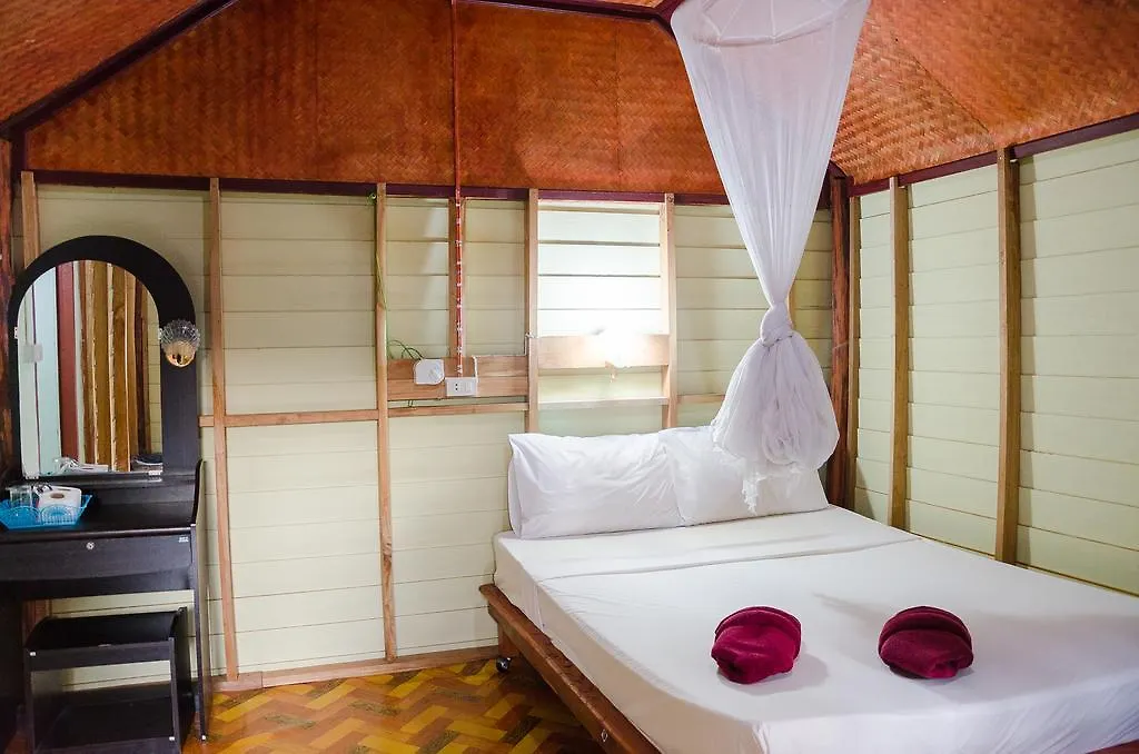 Nature Beach Resort, Ko Lanta
