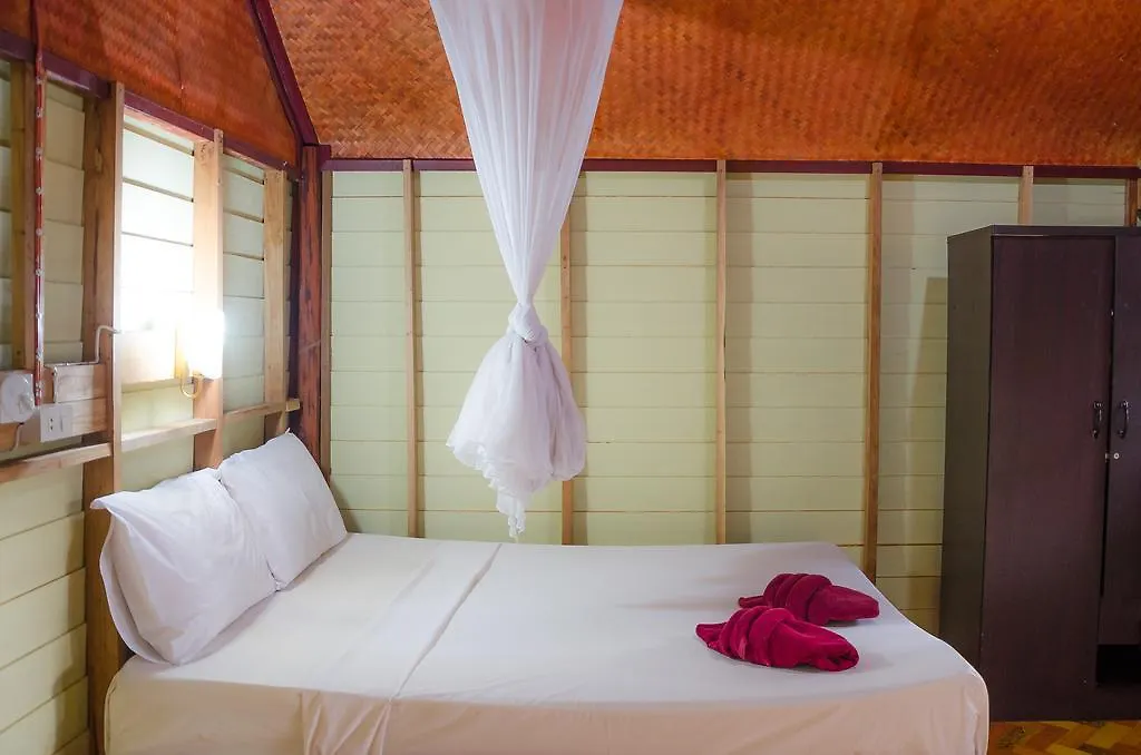 Nature Beach Resort, Ko Lanta